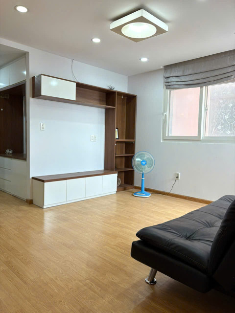 📌Cho thuê căn hộ Screc Tower Coop Mart 2Pn2Wc Full Nội Thất #13.5Tr Tel 0942811343 Tony xem nhà