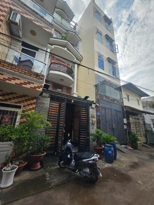 Bán nhà 78m² ngang 4m giá 11.5 tỷ tại Phường 12 Quận Gò Vấp