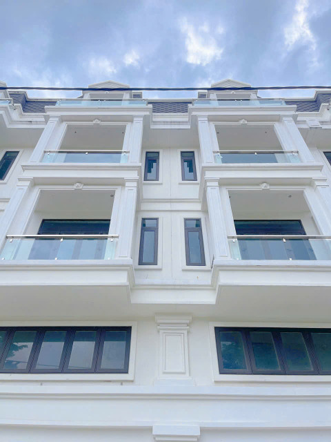 Bán nhà 100m² giá 15 tỷ tại Phường 12 Quận Gò Vấp
