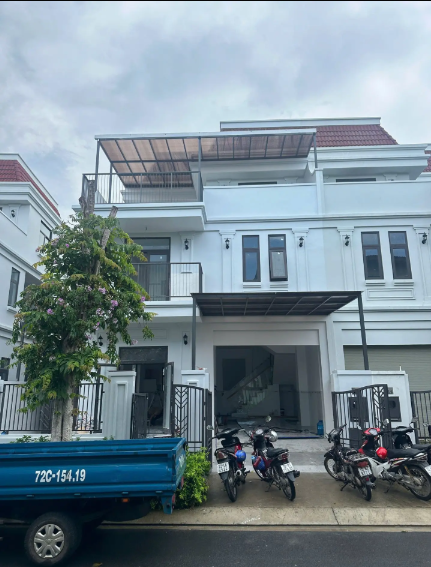 🔥 SIÊU PHẨM MẶT TIỀN NGUYÊN CĂN 1 TRỆT 2 LẦU ĐƯỜNG 3/2 – NHÀ PHỐ MỚI ĐẸP KHÔNG NỘI THẤT – NẰM TRONG KHU KHÉP KÍN THƯỢNG LƯU ĐẦY ĐỦ TIỆN ÍCH GIÁ 30 TRIỆU 🔥