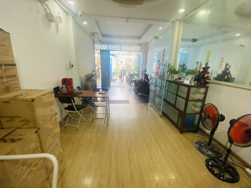 BÁN NHÀ HXH TÔ HIẾN THÀNH QUẬN 10, 90 M2, 3 TẦNG, GIÁ CHỈ 13.2 TỶ