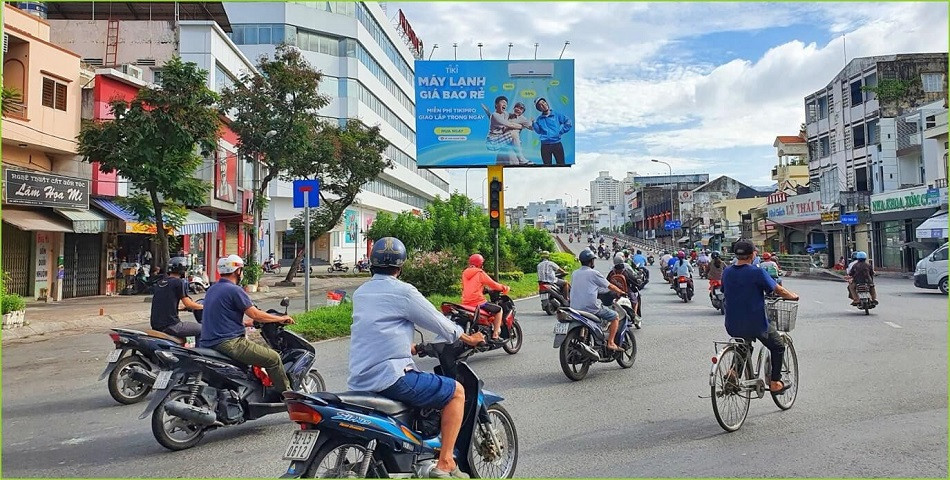 Mặt tiền kinh doanh ngay Bến Bình Đông 9x19 chỉ 12 tỷ