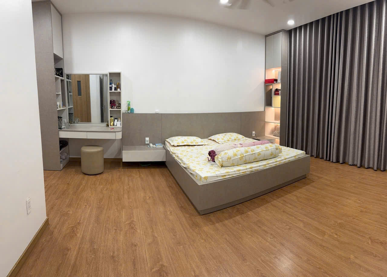 BDS HVL BÁN BT 2MT đặng thuỷ Trâm giá 33 tỷ