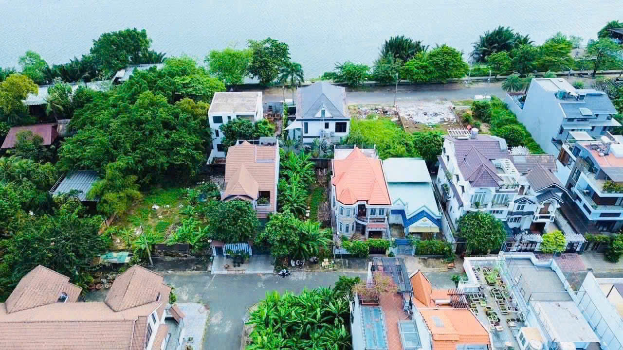 BDS HVL Bình Thạnh (16,8 tỷ ) Hàng hiếm! Mặt tiền đường 30m Đặng Thuỳ Trâm Quận bình Thạnh