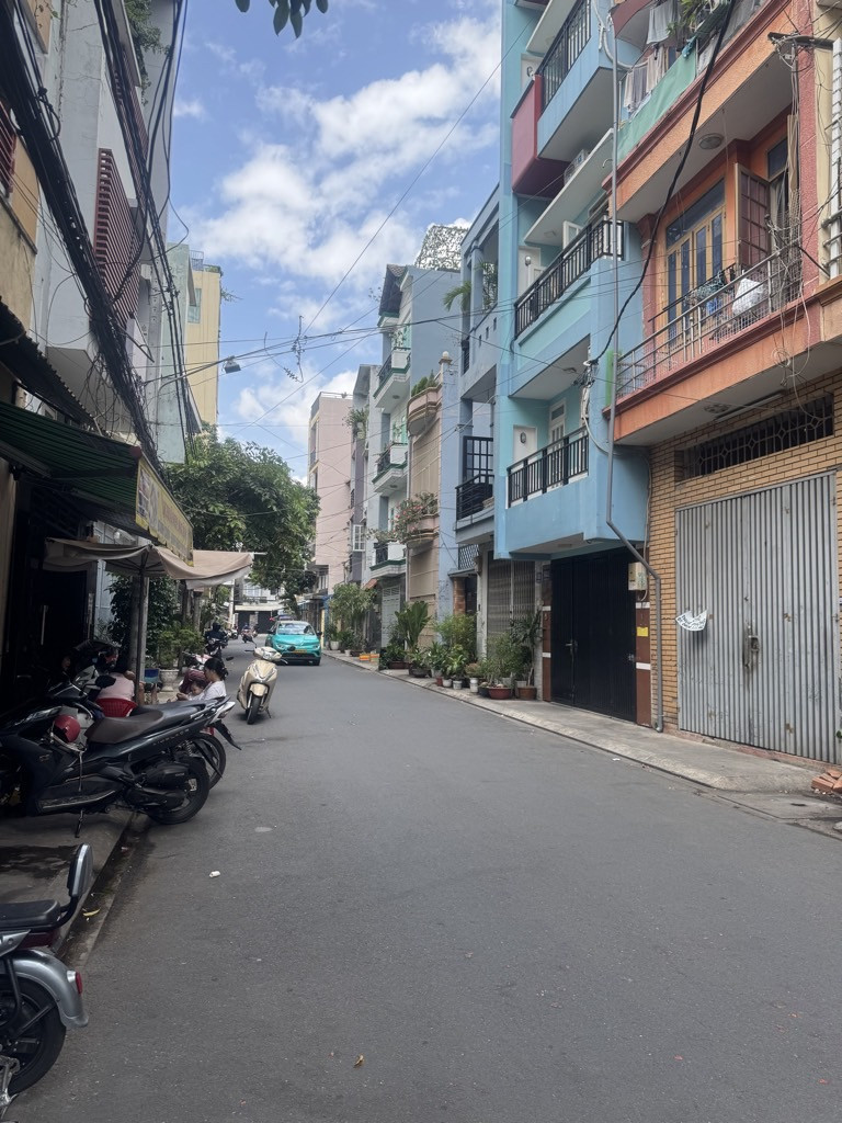 CỰC NÓNG - 140m2 (9m x 15.5m) 3 tầng - nhỉnh nhẹ 12 tỷ - K300 phường 13, Tân Bình.