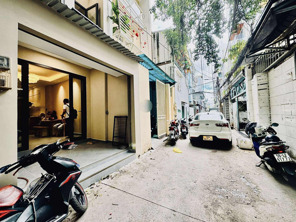 NHÀ ĐẸP 4 TẦNG HẺM OTO TRÁNH PHAN HUY ÍCH - DTS 214m2 - 10.9 TỶ