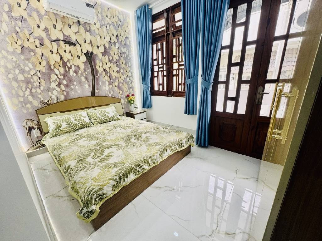 SIÊU PHẨM NHÀ PHỐ - 4 TẦNG NỞ HẬU - 4 x 13m - ÔTÔ TRONG NHÀ - PHẠM VĂN CHIÊU GÒ VẤP, 6.X TỶ