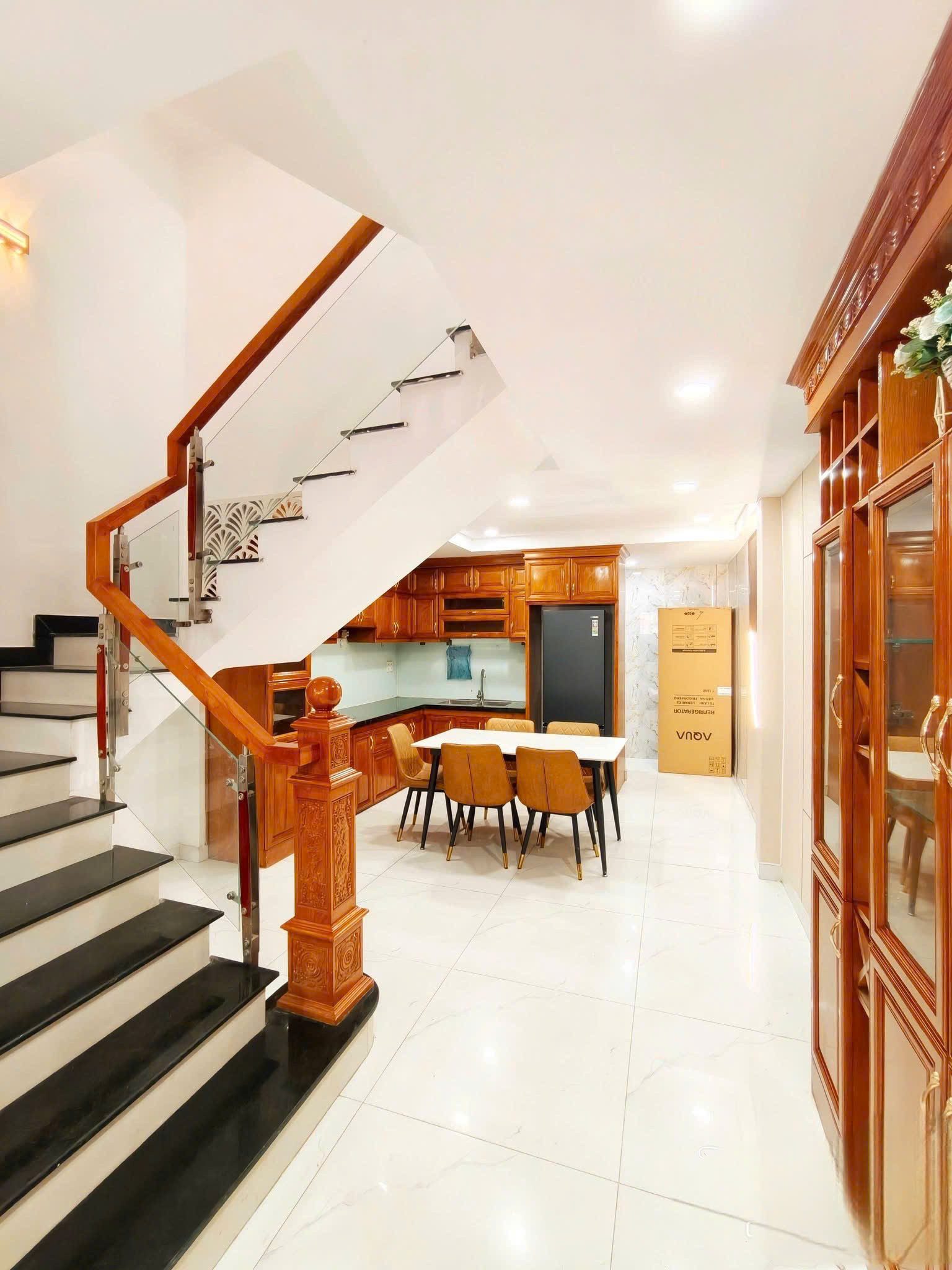 Bán Nhà riêng 33m² thổ cư 33m² giá 111.1 triệu tại Phường 14 Quận Gò Vấp TP. Hồ Chí Minh