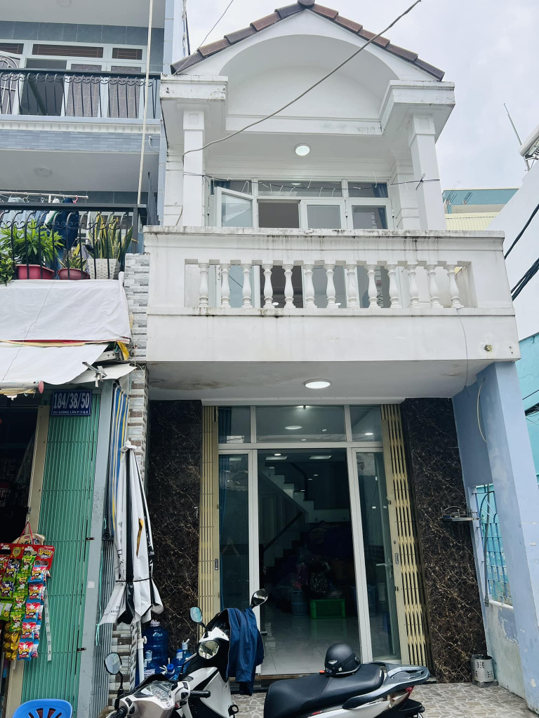 Bán gấp nhà đi định cư