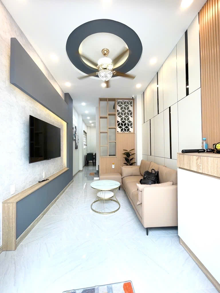MẶT TIỀN KINH DOANH NGUYỄN TRỌNG TUYỂN - DTSD 50M2, 2 TẦNG - GIÁ CHỈ 6.6 TỶ