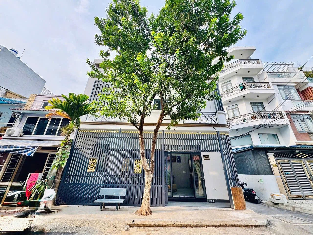 Nhà giá siêu ngộp Bùi Thị Xuân, P.15 Tân Bình, Giá: 3,3 tỷ. 2 Tầng. 3PN 3WC., Sổ Hồng Riêng