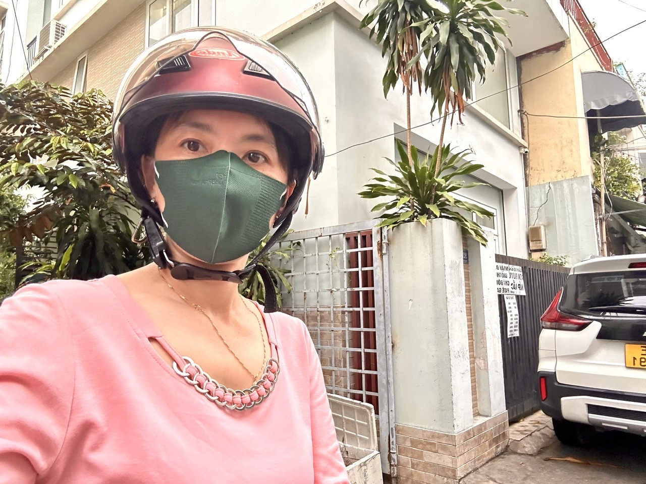 NHÀ BÁN NẰM TRONG KHU TIỆN ÍCH- ĐƯỜNG TÔN THẤT THUYÊT- GẦN TRƯỜNG HỌC, GẦN CHỢ- XE TẢI QUAY ĐẦU- THÔNG RA NHIỀU HƯỚNG: XÓM CHIẾU, KHÁNH HỘI, BẾN VÂN ĐỒN...