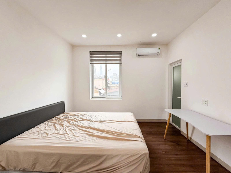 SIÊU PHẨM - DÒNG TIỀN SÁT QUẬN 1 - DT; 90m2 - Giá Chỉ : 11.99 Tỷ.