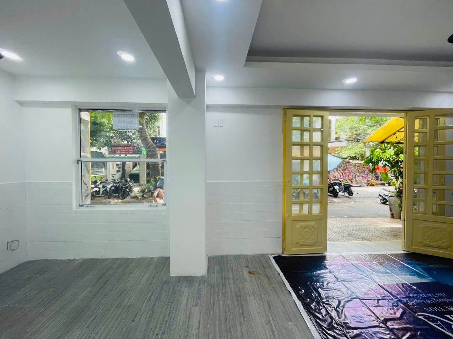 KẸT TIỀN BÁN GẤP SHOPHOUSE TẦNG TRỆT CHUNG CƯ PHẠM VIẾT CHÁNH, KD SẦM UẤT