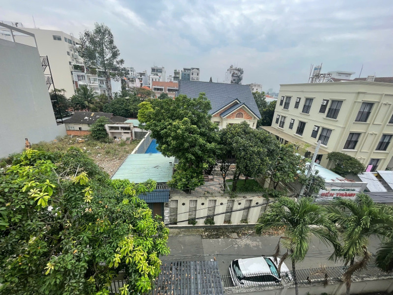 NHÀ HẺM OTO TRÁNH 110m2 GẦN CHÁO VỊT THANH ĐA - GIÁ 15T