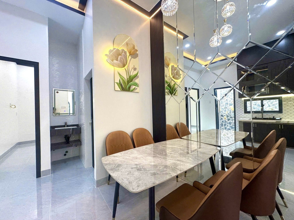 Bán nhà 122.2m² ngang 6m giá 2.65 tỷ NHÀ ĐẸP  Hẻm ô tô Mậu Thân 2  PHƯỜNG 3- TP VĨNH LONG