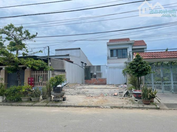 Chính chủ gửi bán đất MT Nguyễn Kim Công, TP Tân An, sát Aeon Mall, giá 850tr, 100m2