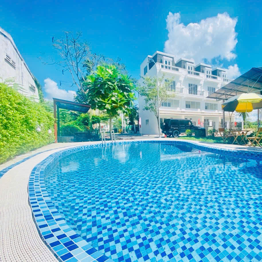 BÁN NHÀ MT TRUNG TÂM TP TÂN AN, SHR CÔNG CHỨNG SANG TÊN NGAY GIÁ 2 TỶ 7