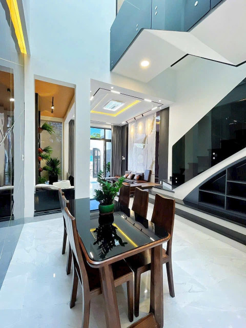 CHÍNH CHỦ BÁN NHÀ MT NGUYỄN HUỲNH ĐỨC, GIÁ 2 TỶ 5, TP TÂN AN, TIỆN ÍCH AEON MALL