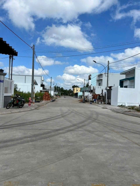 CHÍNH CHỦ BÁN ĐẤT GẦN QL1A,TP. TÂN AN, 100M2, SHR, 1TỶ4