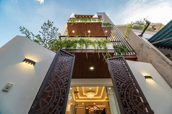 🏘️ Sở Hữu Nhà 3 Tầng Đẹp Như Mơ | Chính Chủ - Sổ Hồng Riêng | Trung Tâm TP Tân An