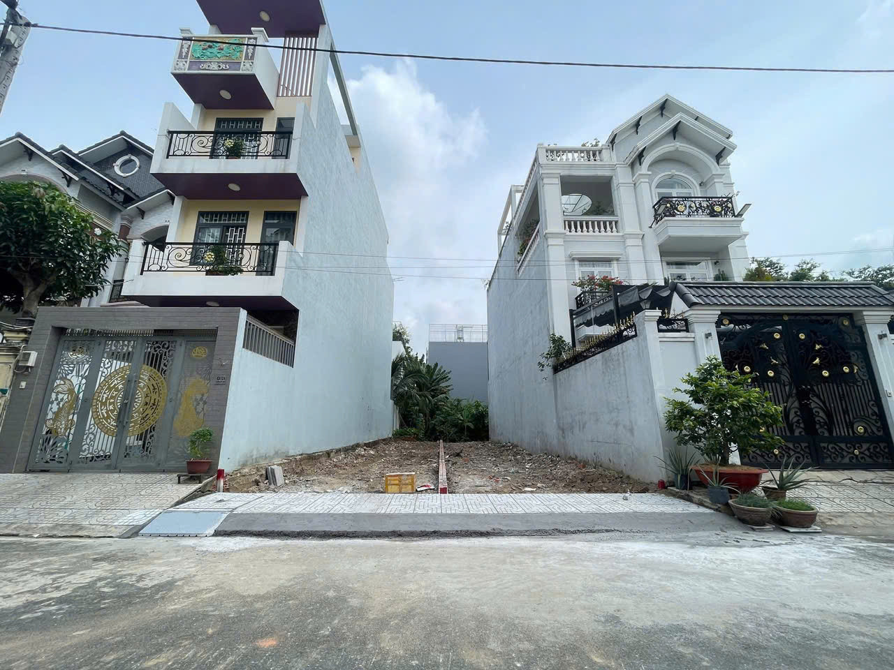 Chính chủ bán đất mặt tiền trung tâm TP Tân An phường 4, Long An 100m2,  SHR, 1TỶ3
