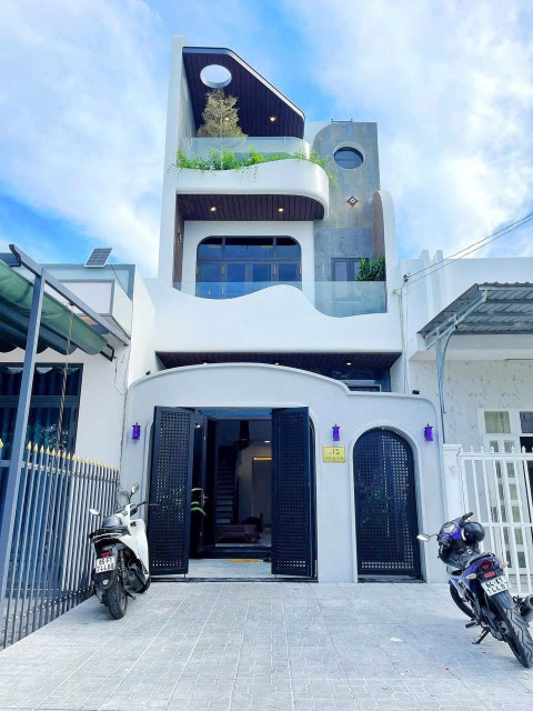 CHÍNH CHỦ BÁN NHÀ MT NGUYỄN HUỲNH ĐỨC, TP TÂN AN – 2 TỶ 6, GẦN AEON, NHÀ 3 TẦNG HOÀN CÔNG