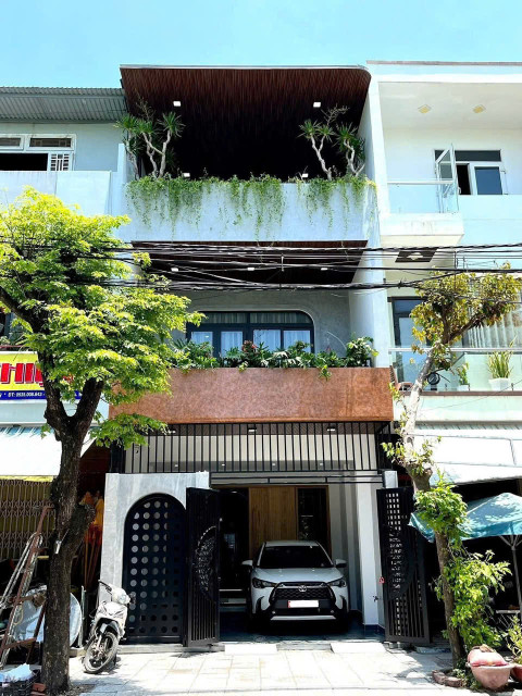 🏡🔥🌟 BÁN NHÀ 1 TRỆT 2 LẦU – TRUNG TÂM PHƯỜNG 4 – TÂN AN – DT 95M² – GIÁ 2.6 TỶ – SHR 🌟🔥🏡