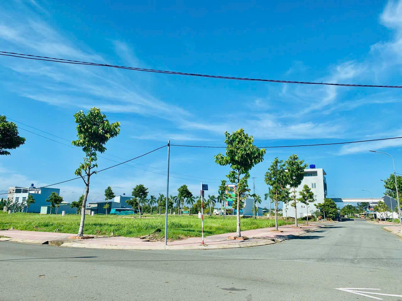 🏕️ BÁN ĐẤT ĐẸP CHÍNH CHỦ – SHR – MẶT TIỀN ĐƯỜNG NHỰA 10M – TÂN AN LONG AN – 97M² – CHỈ 950 TRIỆU 🔑