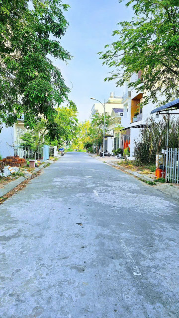 BÁN ĐẤT THỔ CƯ 90M² – TRUNG TÂM TÂN AN – GIÁ CHỈ 1 TỶ – SỔ HỒNG RIÊNG