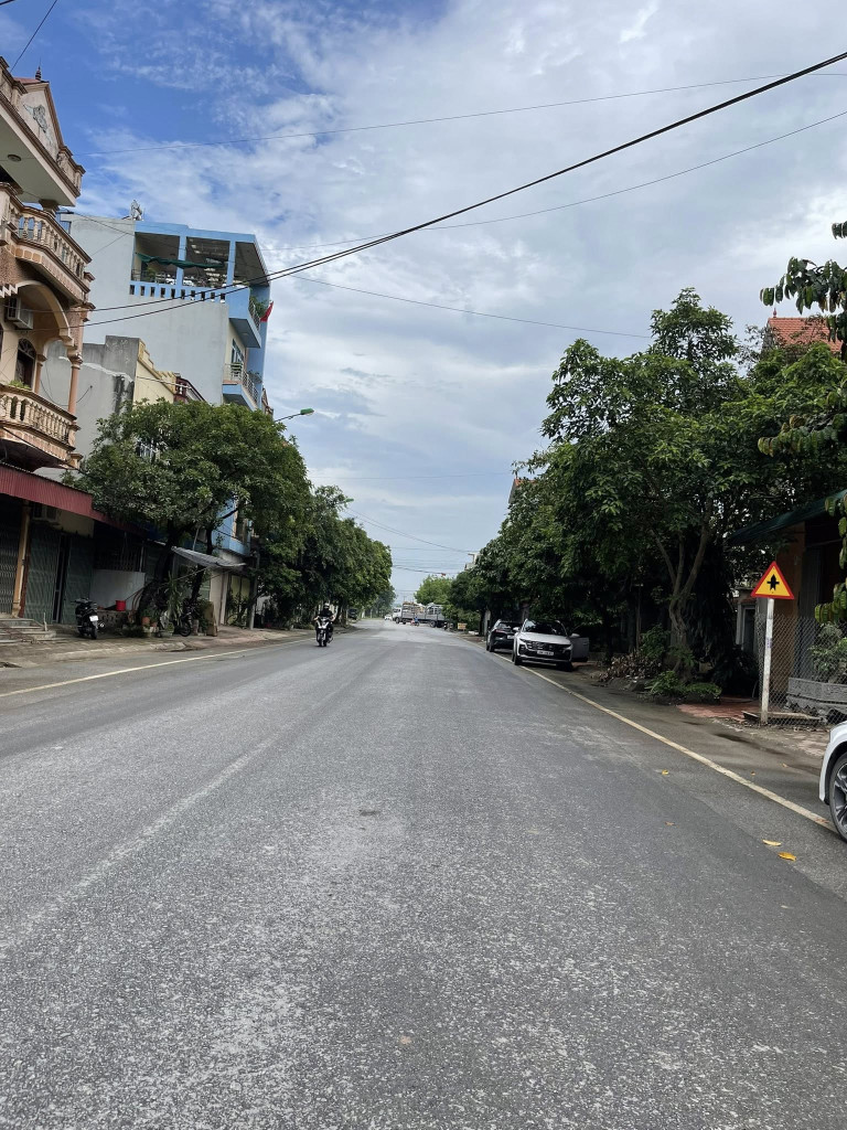 Chính chủ bán đất MT Võ Tấn Đồ, TP Tân An, giá 950tr/100m2. Vị trí tiềm năng gần Aeon