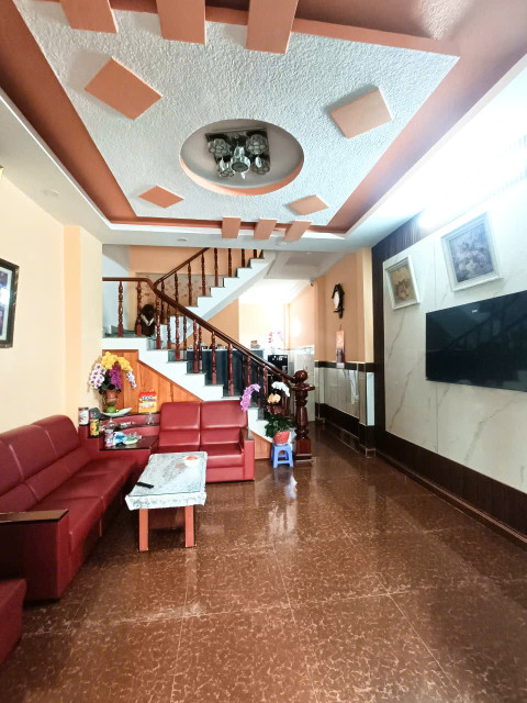 Bán Nhà 3 Tầng Trung Tâm Đà Lạt