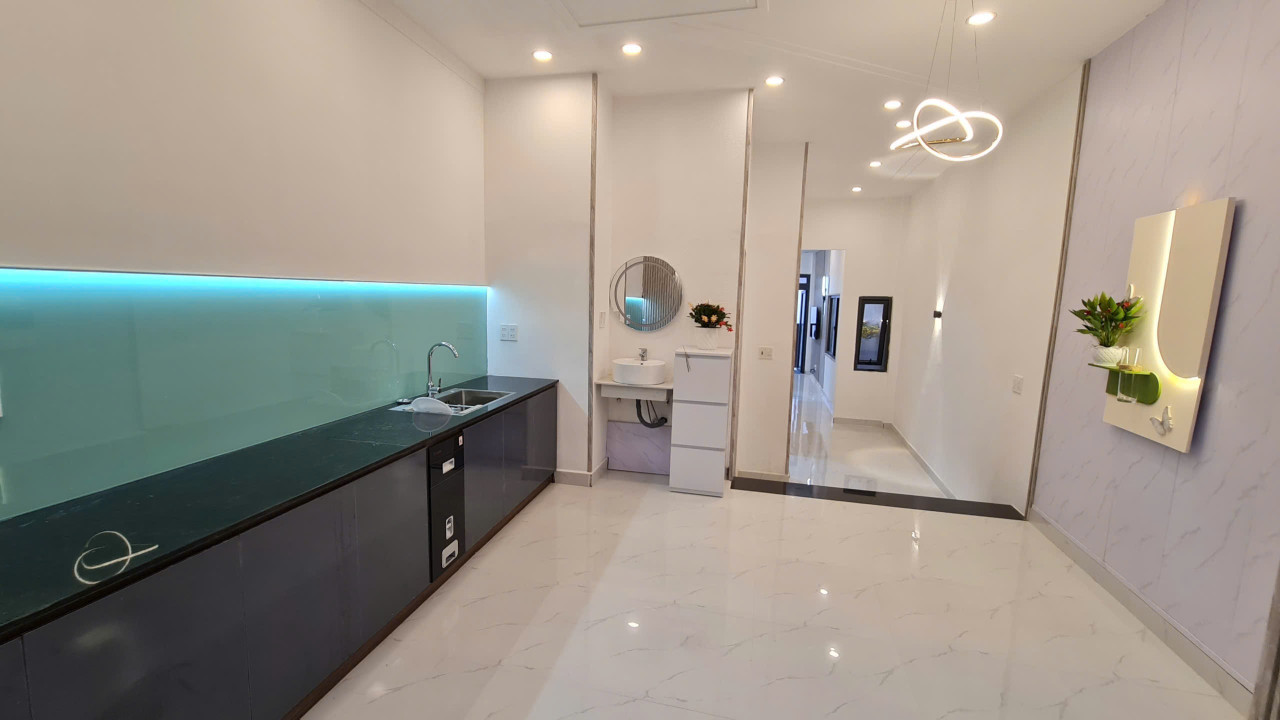 Bán Nhà Mai Hắc Đế chỉ 2ty650