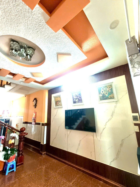 [BÁN Nhà]  3 Tầng, Đường rộng, Mai Hắc Đế