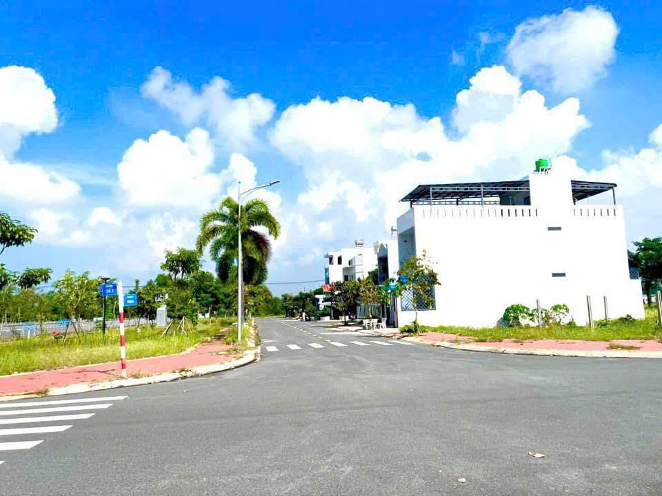 Chính Chủ Bán đất Đường D4, KDC IDICO2, P6, TP Tân An, Long An