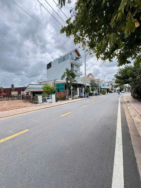 Chính Chủ Bán Đất TP. Tân AN , Gần Aeon, 6x20(120m2), SHR,1tỷ9