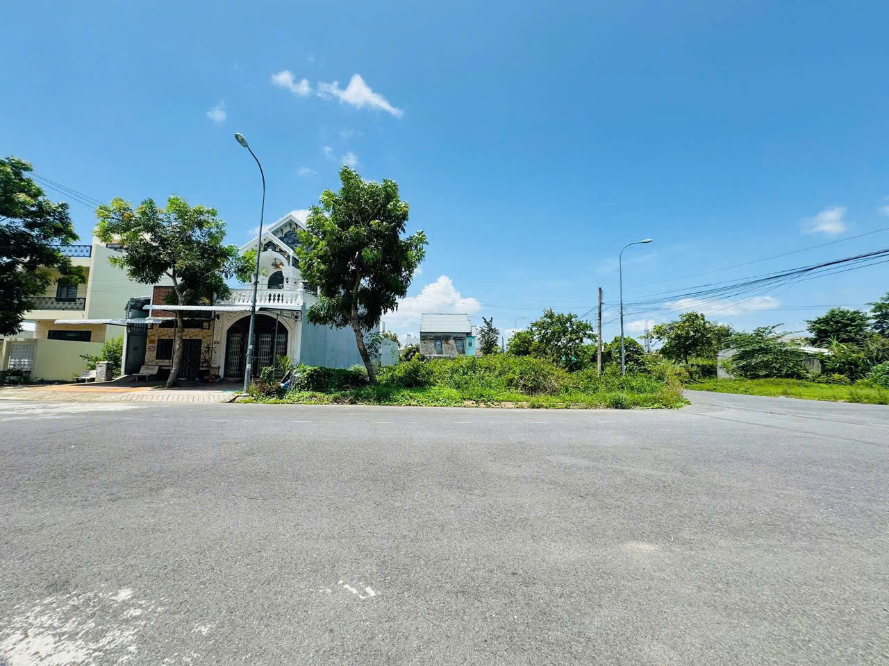 BÁN ĐẤT THỔ CƯ KHU ĐÔNG TÂM – TP. TÂN AN