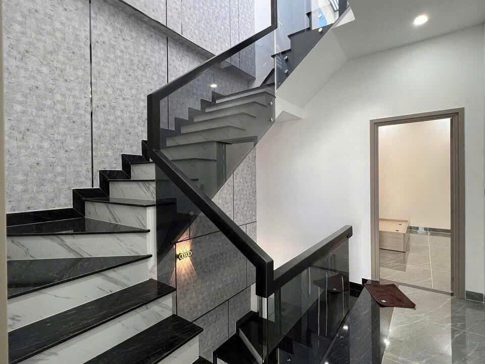 🏡 BÁN NHÀ 1 TRỆT 2 LẦU CHÍNH CHỦ SỔ HỒNG RIÊNG – P6 TÂN AN LONG AN – 73M² – GIÁ 2 TỶ 390 TRIỆU