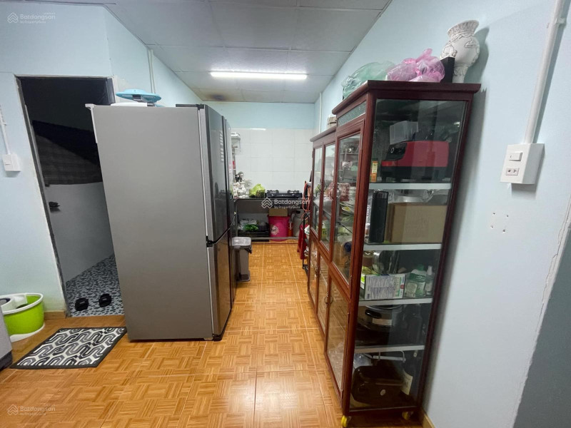 Bán nhà đường cách mạng tháng 8