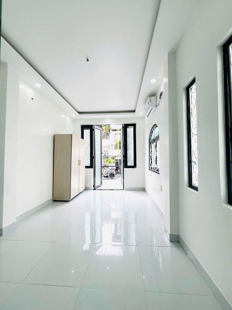 BÁN CĂN GÓC 2 MẶT, HẺM XE TẢI THÔNG, DT 95M, KINH DOANH TỐT, PHẠM VĂN CHIEU GÒ VẤP