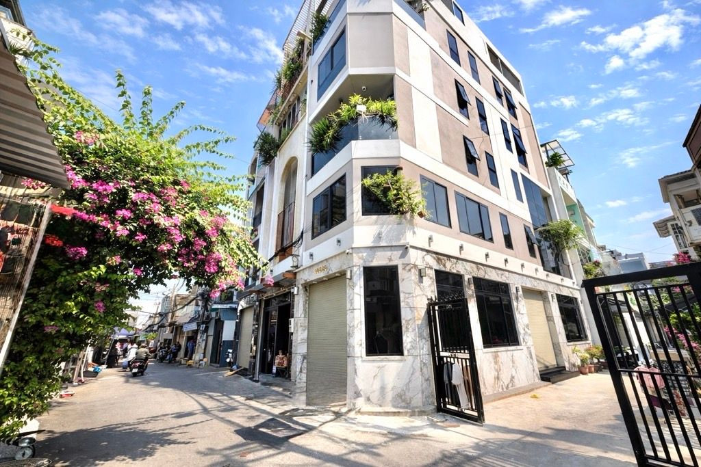 Bán nhà biệt thự phố 5 sao, 5 tầng sổ hồng riêng.
