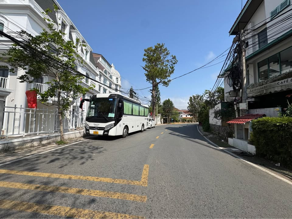 Chính chủ gửi bán Lô Đất 2 mặt tiền tại đường Cô Giang, P9, Đà Lạt 1120m2