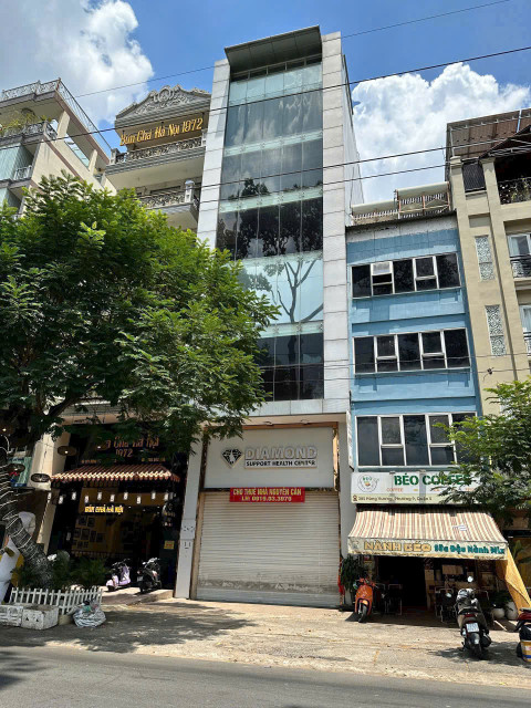 Cho thuê tòa nhà văn phòng, 283 Hùng Vương, Phường 9, Quận 5.