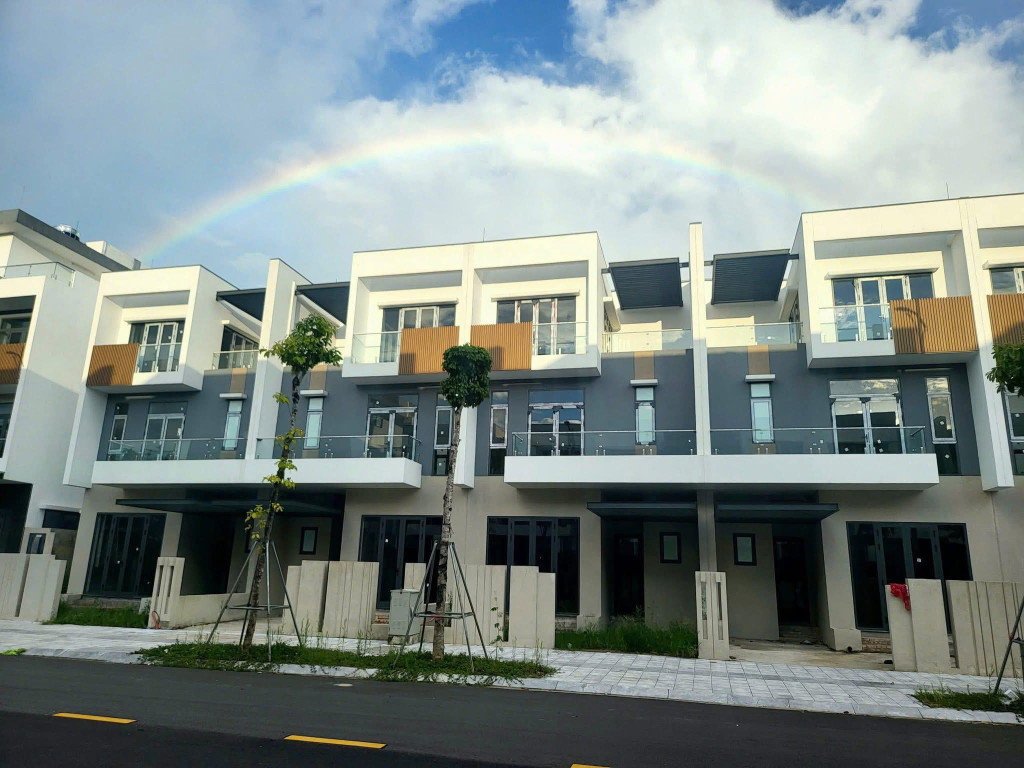 BÁN GẤP NHÀ PHỐ TOPAZ CITY – SỞ HỮU NGAY CHỈ 7,X TỶ