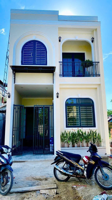 Nhà 2 Tầng Kiệt Ô Tô Hoàng Quốc Việt - Phường An Cựu - TP Huế. Cách đường chính Hoàng Quốc Việt 300m.