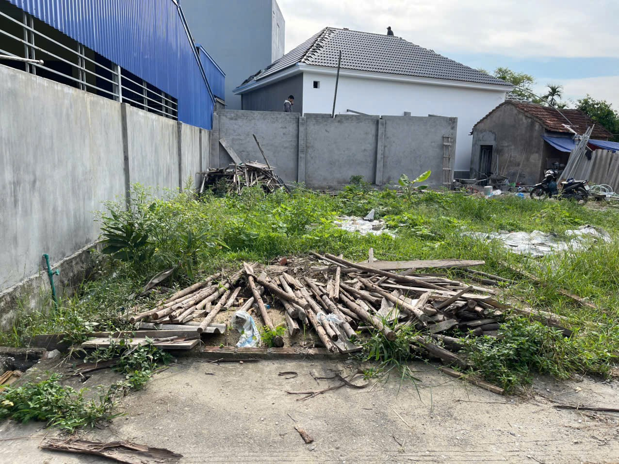 Bán đất 68.6m² ngang 5m đường thôn 4m. giá 1.5 tỷ Phường An Dương. Liên Hệ 0362558882