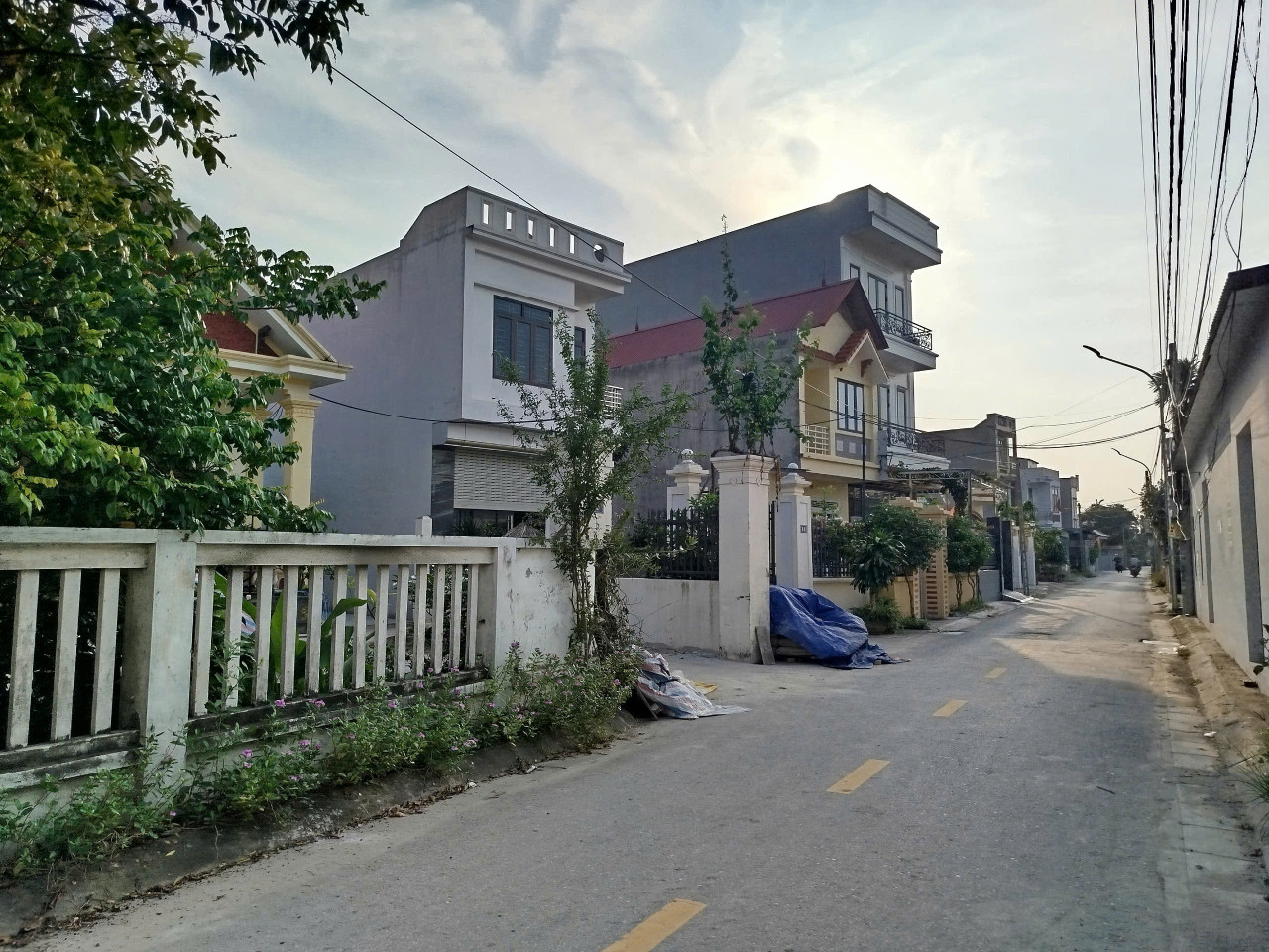 Bán đất 70.5m² ngang 4,5m đường nhựa 7m. giá 2.25 tỷ Phường An Hải( Hồng Thái). liên hệ 0362558882