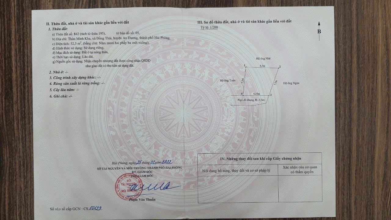 Lô đất cách chợ Minh kha chỉ hơn 200m. Phù hợp với kinh doanh hoặc làm của để dành. 👉Tiện ích xung quanh nhà xây kinh doanh kín,  👉Chợ Minh kha,trường Đảng, vào trung tâm quận An Dương chỉ 3 phút di chuyển.  📕Pháp lý sổ đỏ chính chủ công chứng ngay 💸Giá c