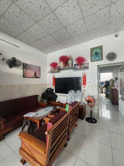 🔥 Bán nhà 60m2 - ngang 4m- cạnh Emart - tròn 4 tỷ 🔥