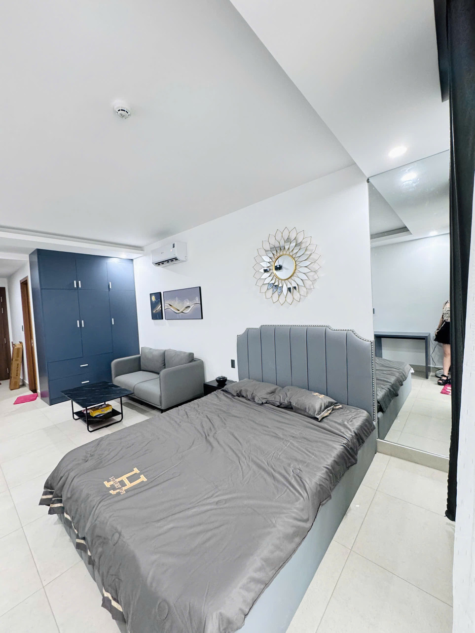 Bán căn hộ studio Sophia Center đã hoàn thiện đầy đủ nội thất cao cấp đang có dòng tiền cho thuê hàng tháng cao hơn lãi suất ngân hàng